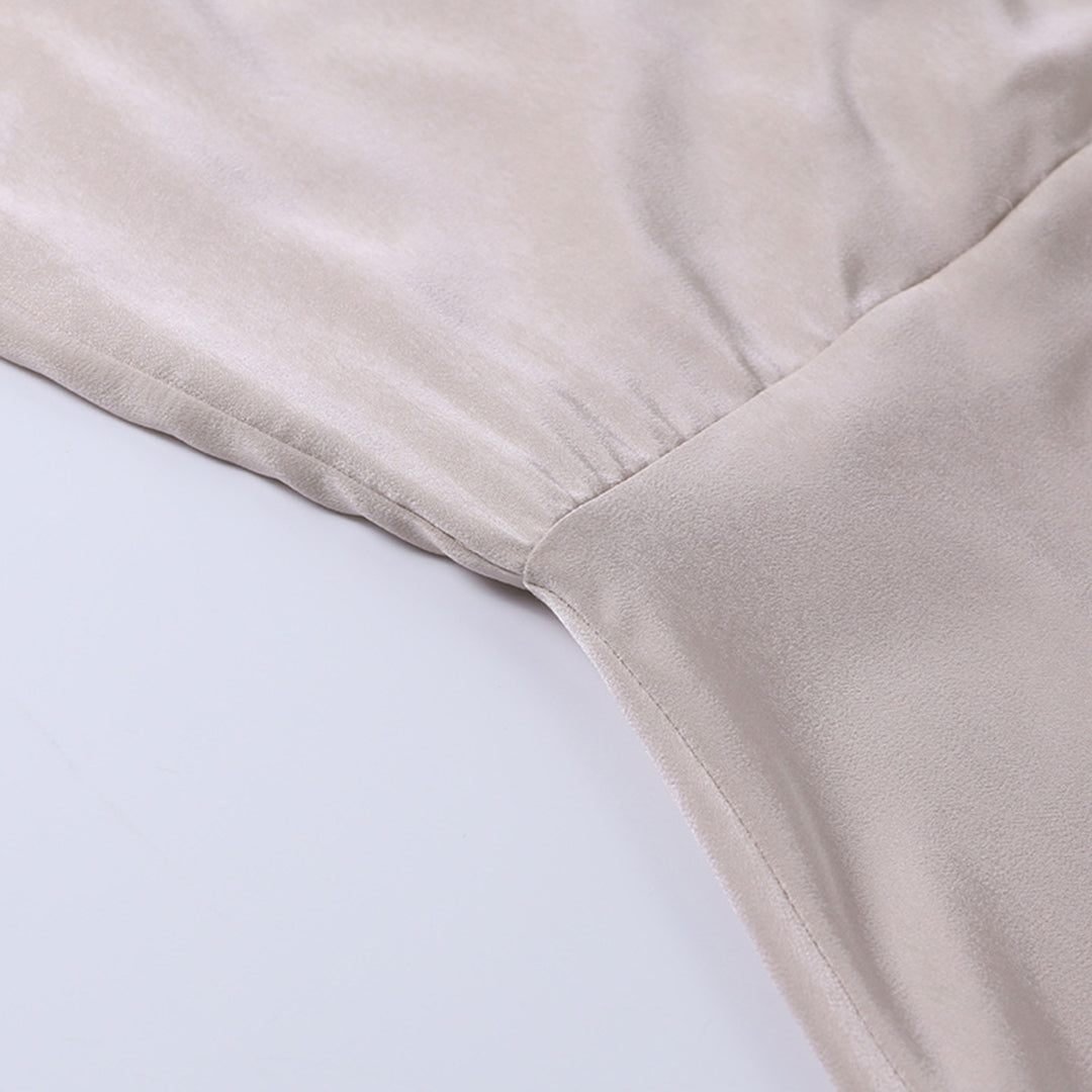 Robe Élégante et Intemporelle